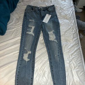 I am selling these jeans. Never worn. They were to small